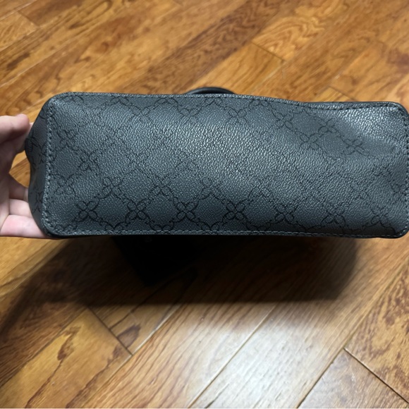 Nine West purse - Picture 4 of 8